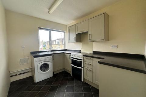 2 bedroom apartment for sale, Meadow Road, Cirencester