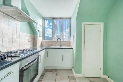 2 bedroom flat to rent, Watford Road,, Harrow, HA1