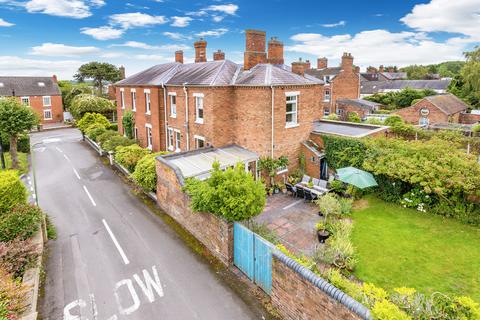 4 bedroom semi-detached house for sale, Station Road, Newport