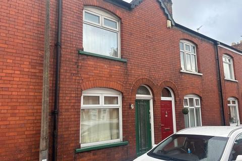 2 bedroom terraced house for sale, Wallace Street, Castle, Northwich