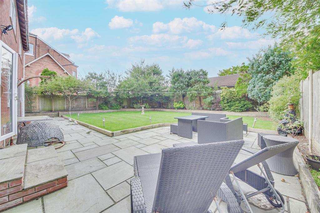Garden / Courtyard