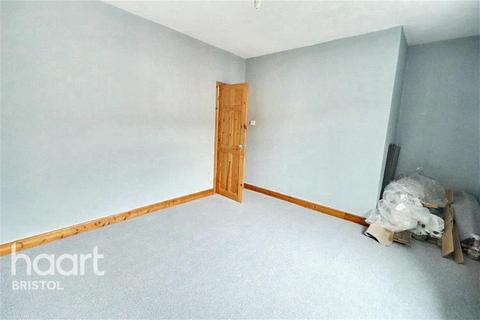 2 bedroom terraced house to rent, Gloucester Street, Eastville