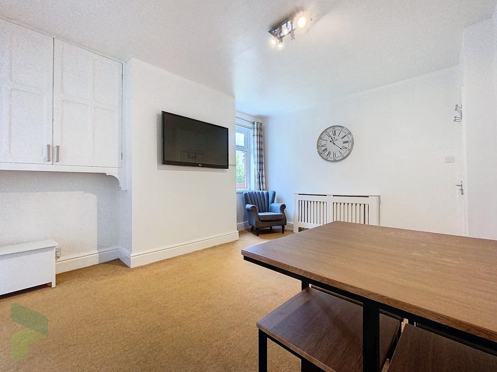 Living Room / Dining Room