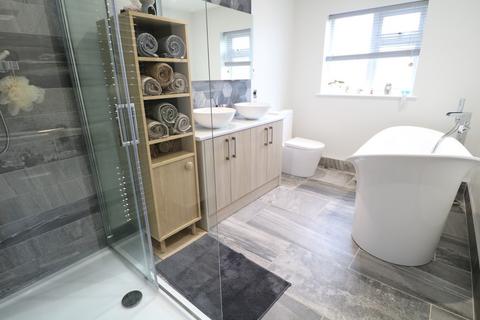 114 Buryfield Road, Solihull, B91 2DP