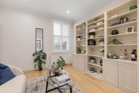 23 Lyncroft Gardens, London, W13 9PU