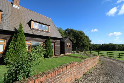 2 bedroom semi-detached house to rent, Ruckmans Lane, Okewood Hill