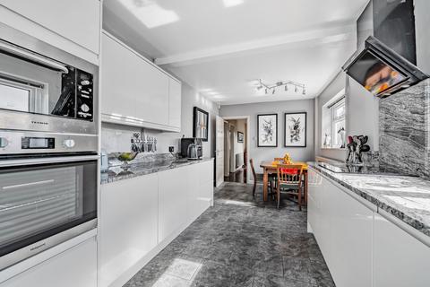 46 Glebe Road, Long Ashton, Bristol, BS41 9LH