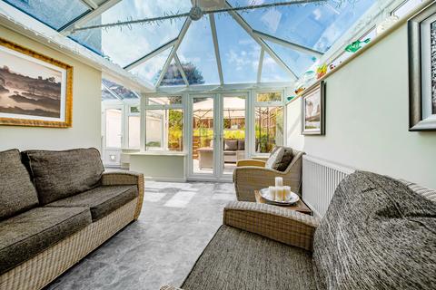 46 Glebe Road, Long Ashton, Bristol, BS41 9LH