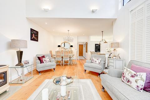 4 bedroom semi-detached house for sale, Leigham Court Drive, Leigh-on-Sea, SS9
