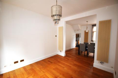 3 bedroom terraced house for sale, Mafeking Avenue, London