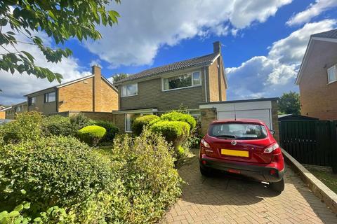 4 bedroom detached house for sale, Scalby Beck Road, Scarborough YO13