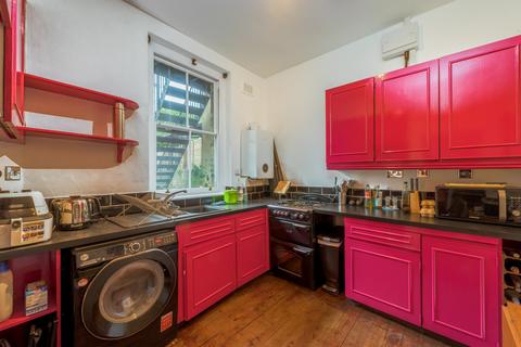 1 bedroom flat to rent, Mornington Crescent, Camden, London