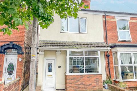 2 bedroom end of terrace house for sale, Fairmont Road, Grimsby, N E Lincolnshire, DN32