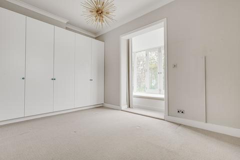 2 bedroom flat for sale, Ramsden Road, Clapham South, London