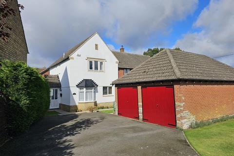 3 bedroom detached house for sale, Burgins Lane, Waltham On The Wolds