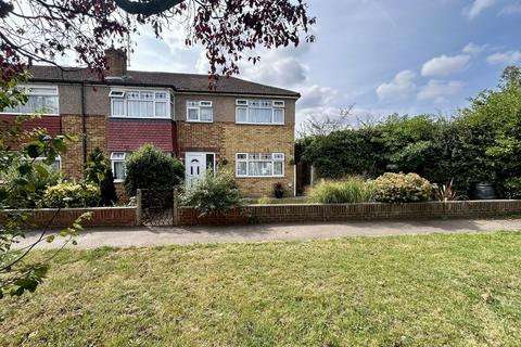 5 bedroom end of terrace house for sale, Central Avenue, Waltham Cross