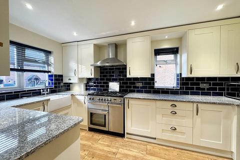 44 Reedham Drive, Purley, CR8 4DS