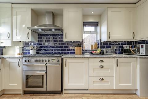 44 Reedham Drive, Purley, CR8 4DS