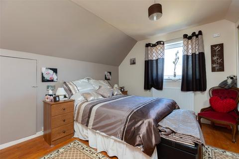 1 Grove Lane, Bridge Of Earn, Perth, PH2 9BN