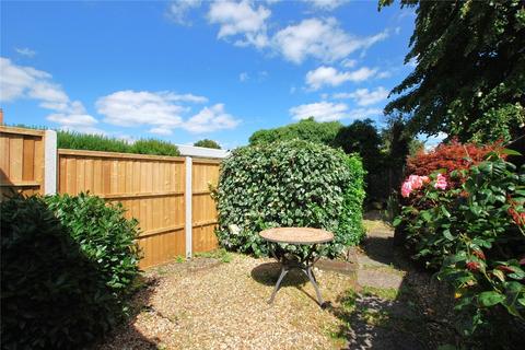 1 bedroom semi-detached house to rent, Walnut Tree Close, Guildford