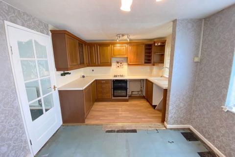 3 bedroom terraced house for sale, Hollybush Road, Warminster