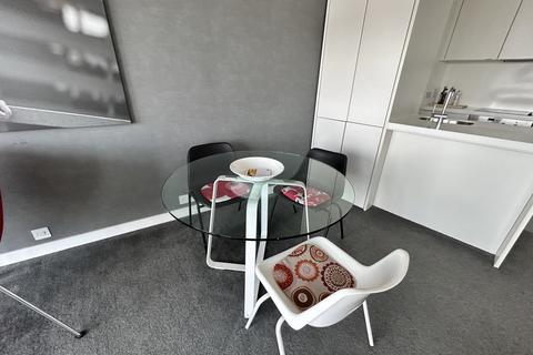 2 bedroom apartment to rent, Rotunda, Birmingham B2