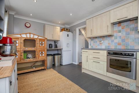1 Bell Meadow, Hingham, Norwich, NR9 4HT
