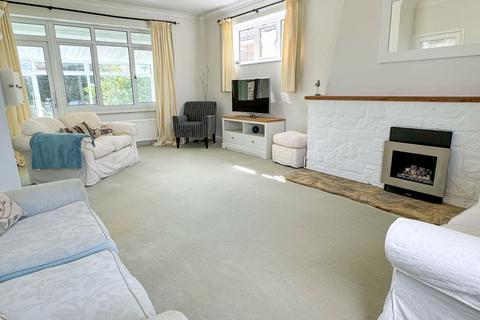 2 bedroom detached bungalow for sale, Middleton-on-Sea, West Sussex