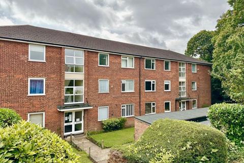 2 bedroom flat for sale, Gravel Hill Close, Bexleyheath