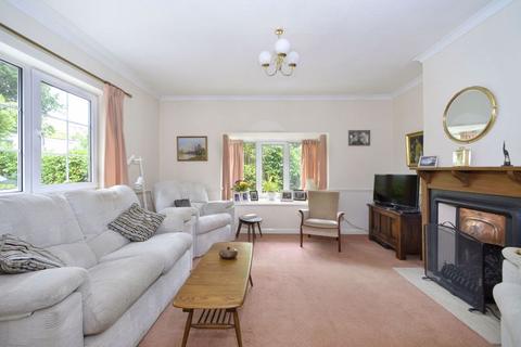 3 bedroom detached house for sale, Guildford Road, Cranleigh