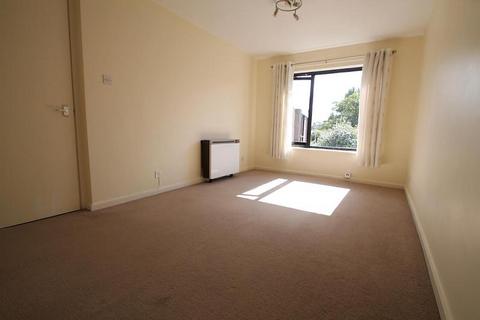 2 bedroom apartment to rent, Tithe Barn Close, Kingston