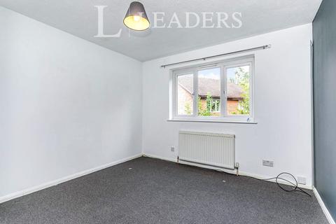 1 bedroom end of terrace house to rent, Keats Avenue, Redhill