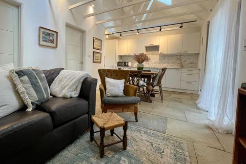 undefined, Lenborough Road, Lenborough, MK18 4BU