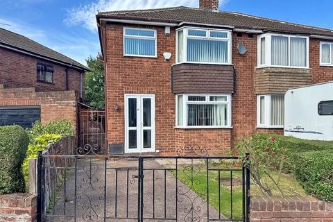 3 bedroom semi-detached house for sale, Five Oaks Road, Willenhall