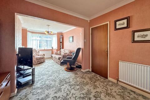 3 bedroom semi-detached house for sale, Five Oaks Road, Willenhall