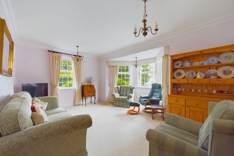 2 bedroom retirement property for sale, Potters Place, Horsham RH12