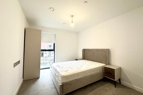 2 bedroom apartment to rent, Manchester New Square, Manchester M1