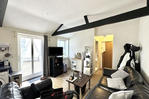 2 bedroom apartment for sale, Swan Court, Truro