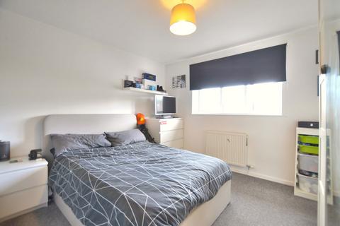 16 Ashton Close, Abbeydale, Gloucester, GL4 5BP