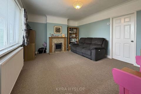 10 Beacon Heath, Exeter, EX4 8NW