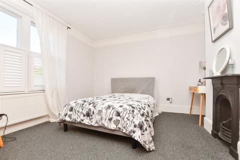 138 Croydon Road, Caterham, CR3 6QE