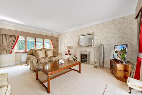 7 Weeford Road, Sutton Coldfield, B75 6LY