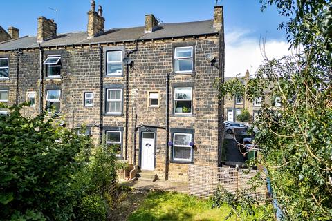 2 bedroom terraced house to rent, New Bank Street, Leeds LS27