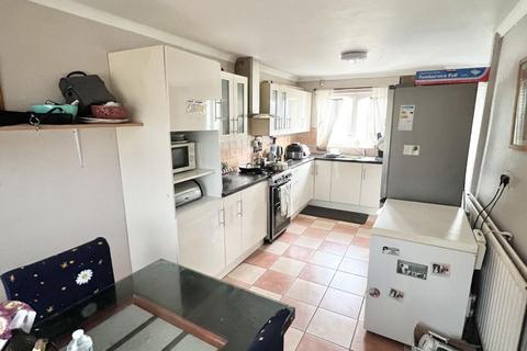 3 bedroom end of terrace house for sale, Cheltenham Drive, Birmingham