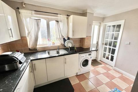 3 bedroom end of terrace house for sale, Cheltenham Drive, Birmingham