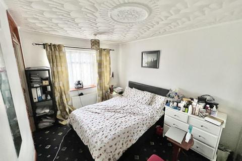 3 bedroom end of terrace house for sale, Cheltenham Drive, Birmingham