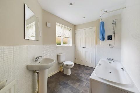 91 Watermint Drive, Tuffley, Gloucester, GL4 0SZ
