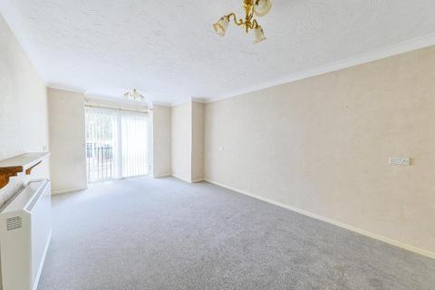 2 bedroom flat for sale, Bedford MK40