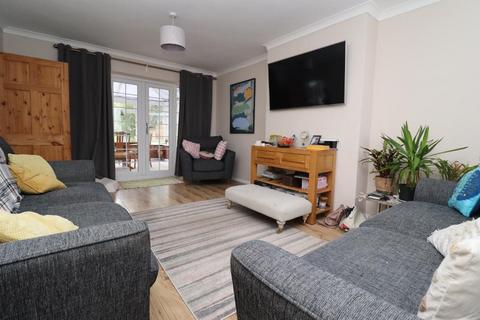 2 Avenue Gardens, Cliftonville, Margate, CT9 3BD