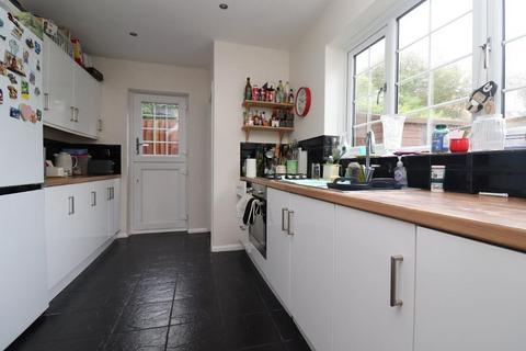 2 Avenue Gardens, Cliftonville, Margate, CT9 3BD